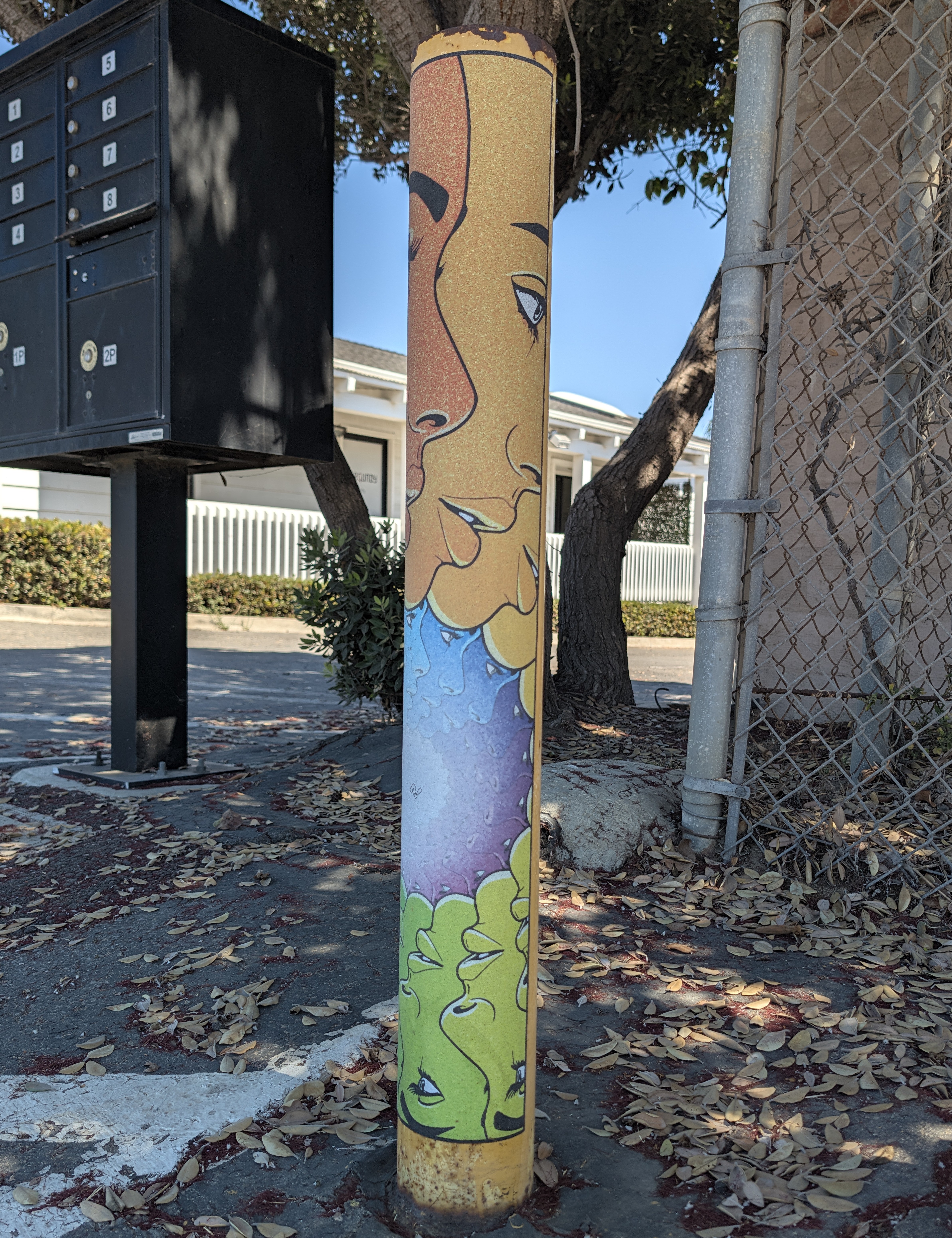 Unsigned Bollard