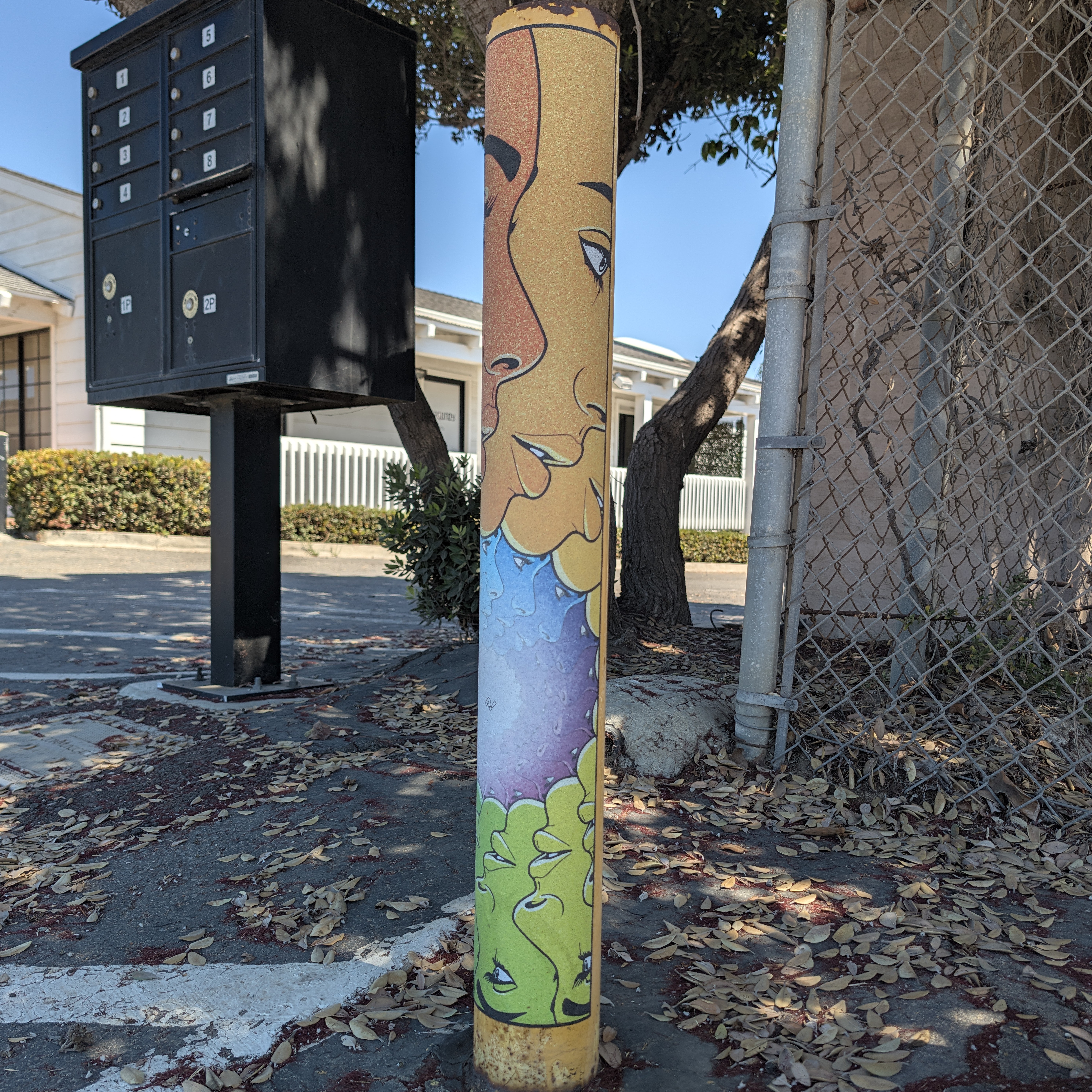 Unsigned Bollard