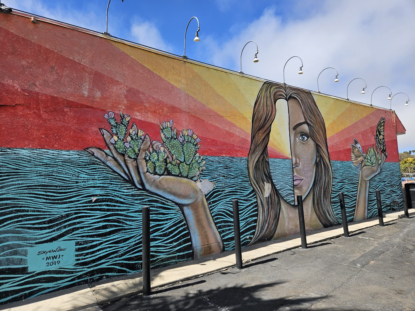 Royal Liquor South Wall
